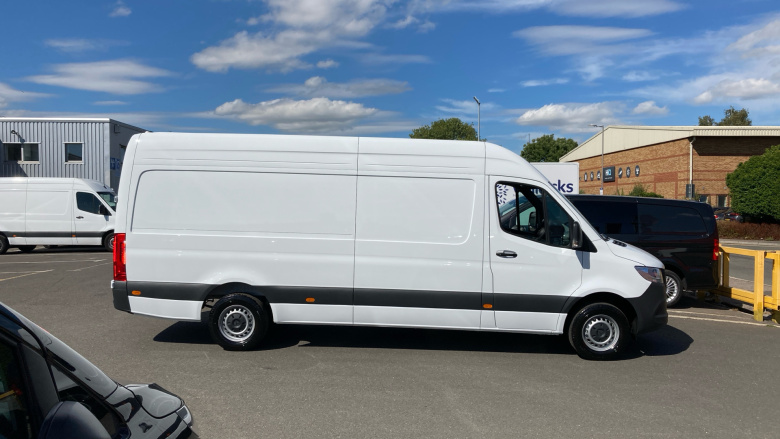 Mercedes-Benz Sprinter 315Cdi L3 Diesel Rwd 3.5t H2 Pro Van
